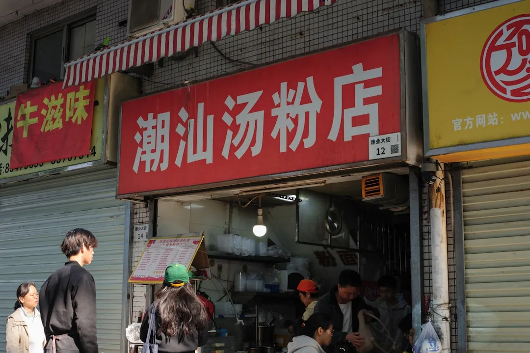 电热水龙头即热模块与普通储水式加热器的性能对比研究